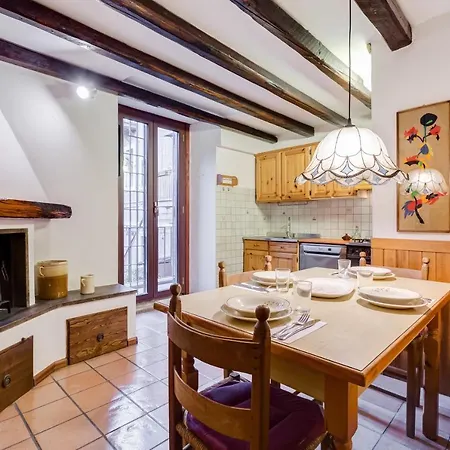 Rustic Apt In Trastevere 公寓 *