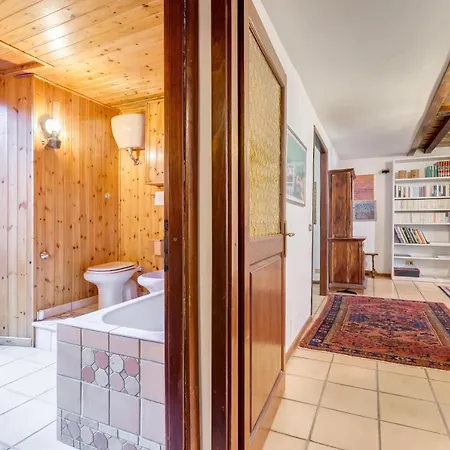 Rustic Apt In Trastevere 公寓
